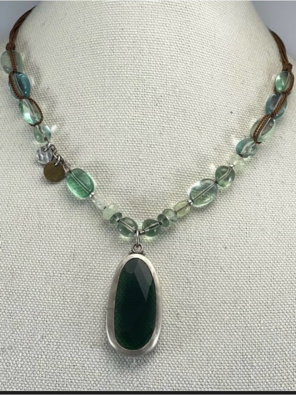 Silpada Green Glass Bead Necklace with Deep Green Pendant retired